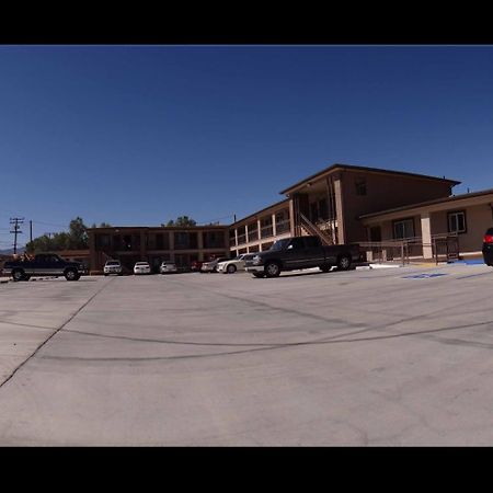 Executive Inn Mojave Buitenkant foto